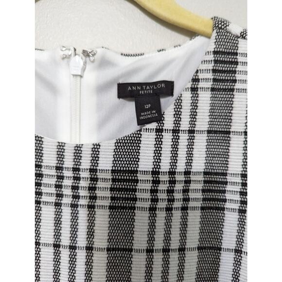 Ann Taylor Petite Women's Blk/White Plaid Sheath Dress Size 12P - Picture 5 of 7